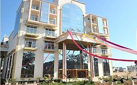 Basant Hotel Ambikapur 2*
